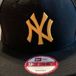 Men’s SnapBack hat